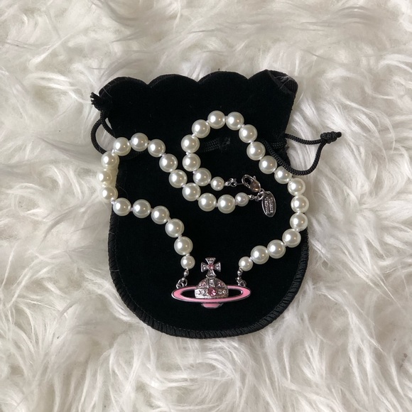 Vivienne Westwood Pink Saturn Pearl Choker - Picture 7 of 7